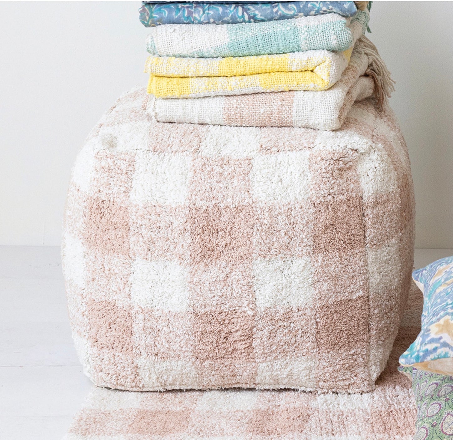 Cotton Pouf