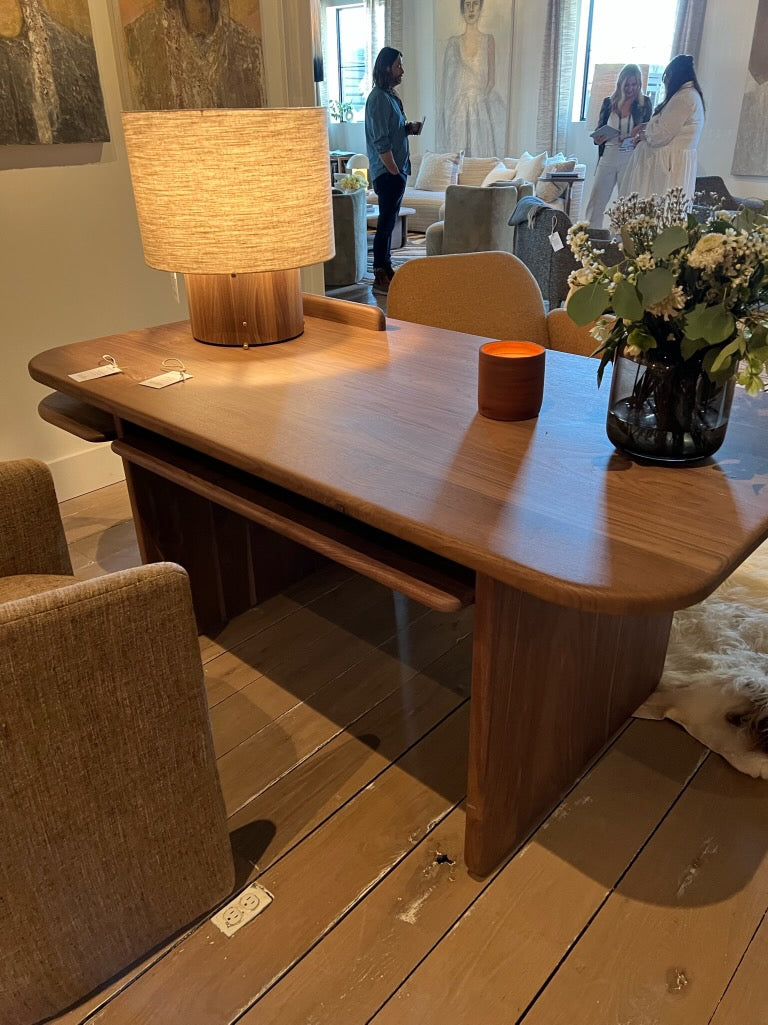 Brisbane Desk