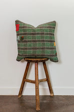 Load image into Gallery viewer, Vintage Quilt Square Pillows
