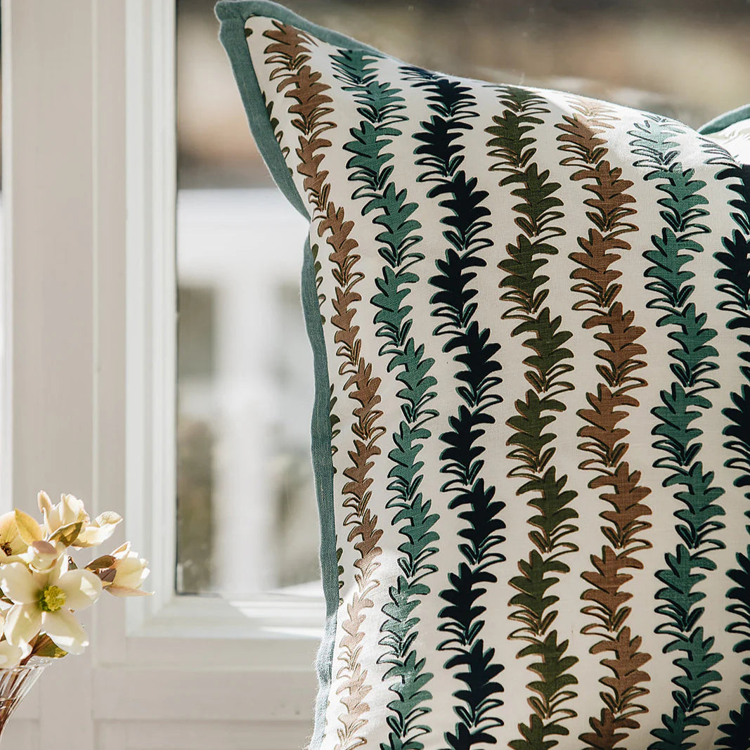 Layla Pillow 22 x 22