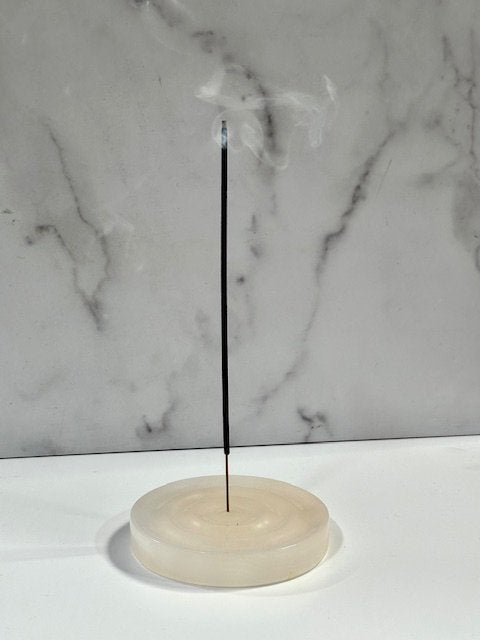 Ivory Onyx Incense Disc
