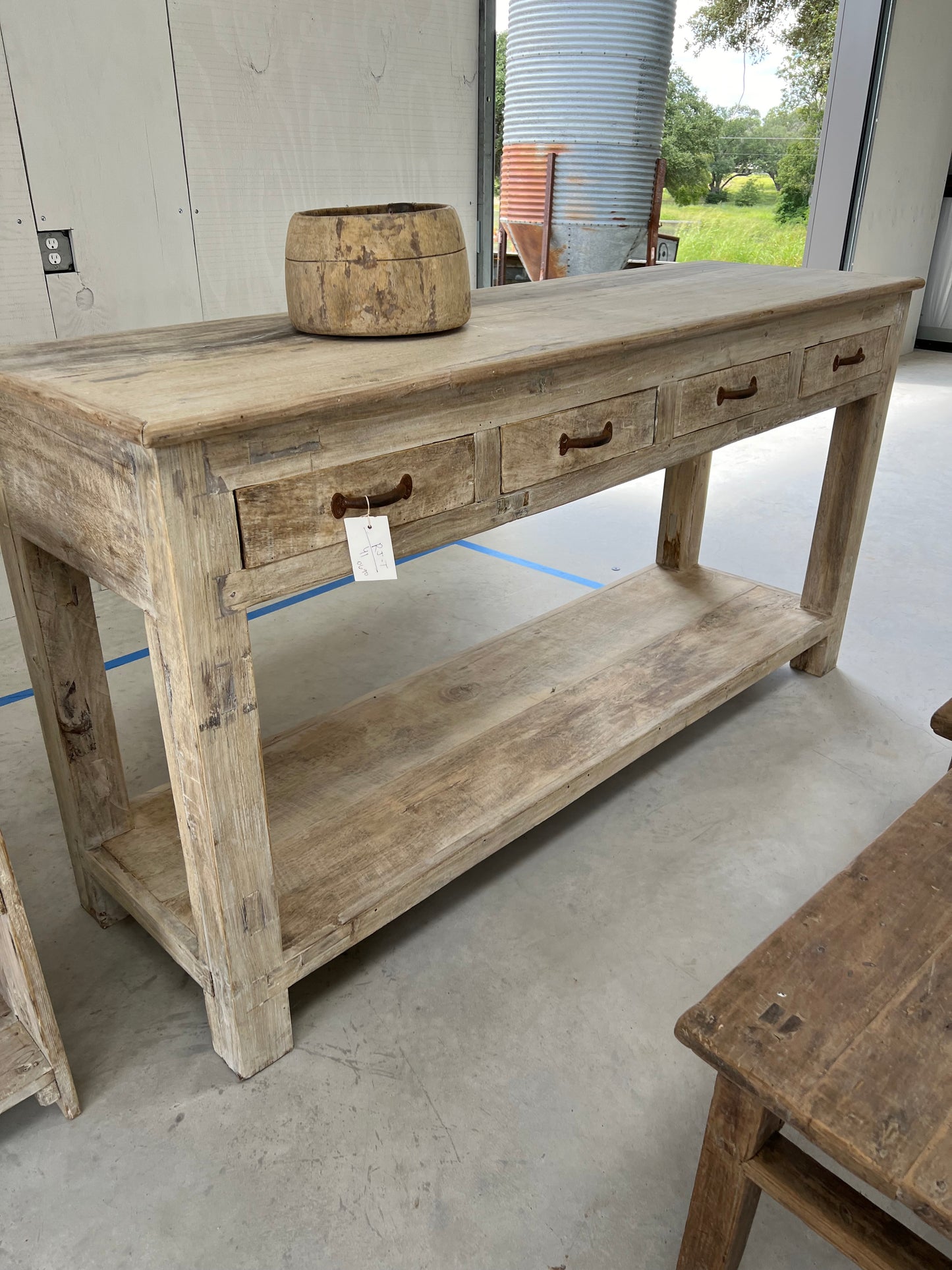 Bleached Console