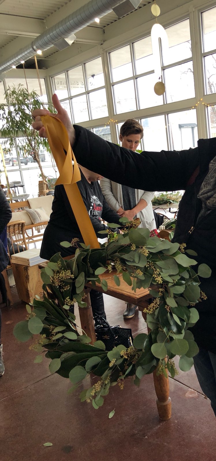 Magnolia Wreath Class