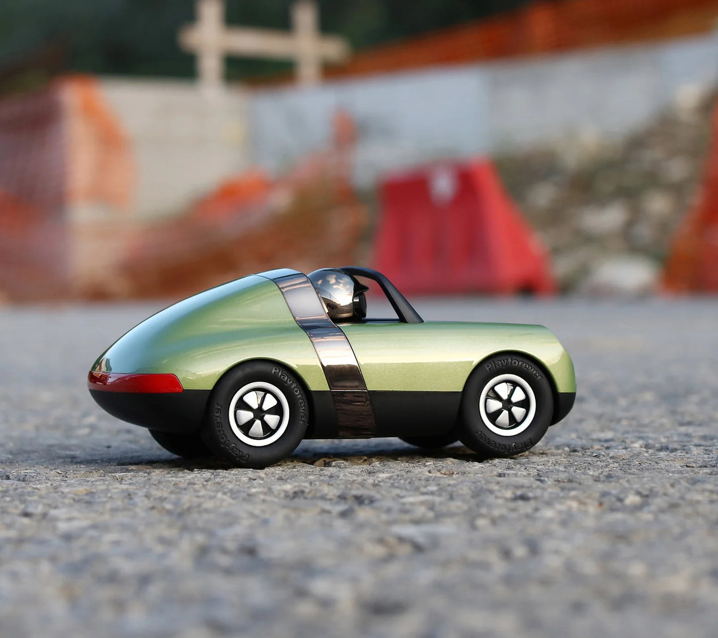 Luft Hopper Toy Car