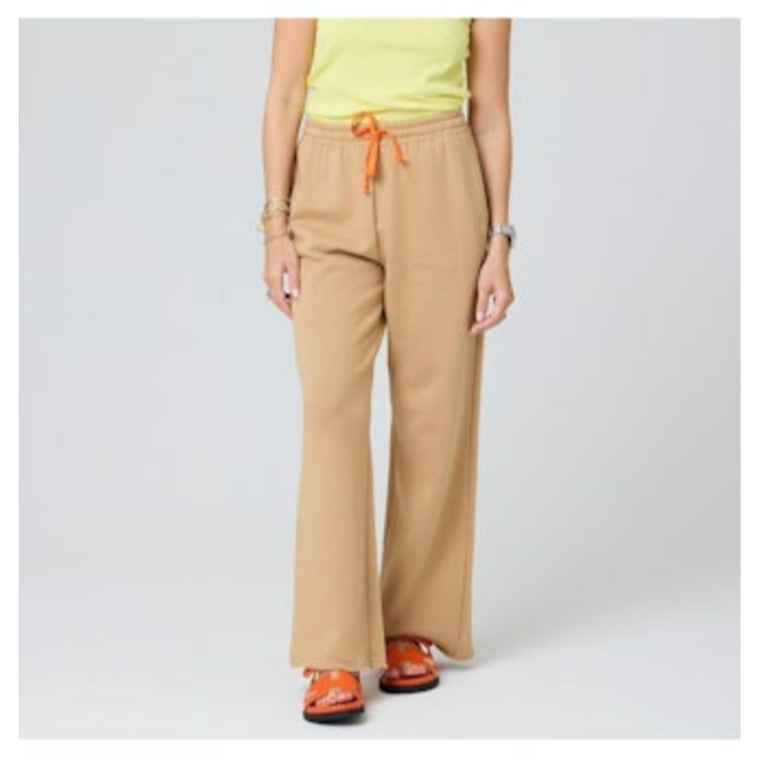 Weekend Barb Sweatpant