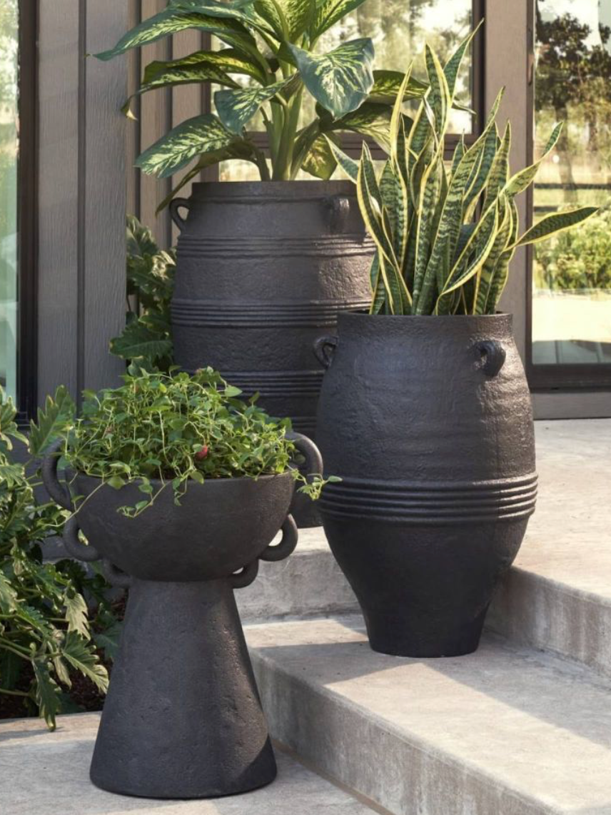 Illy Large Outdoor Planter