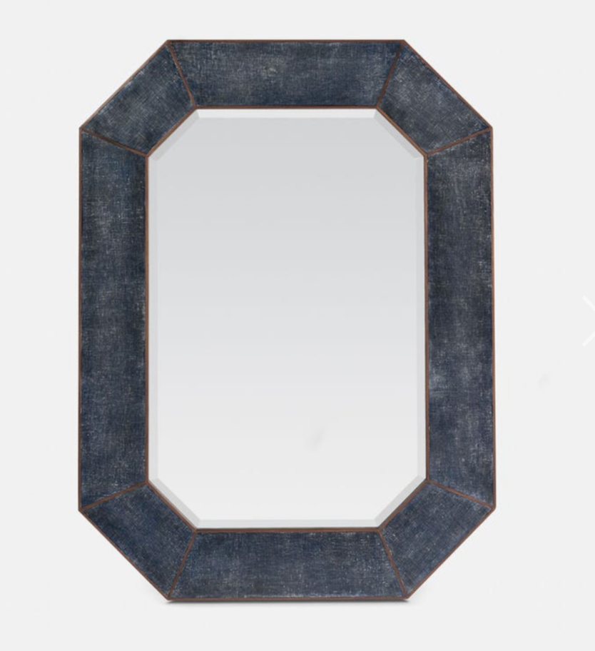 Elly Mirror