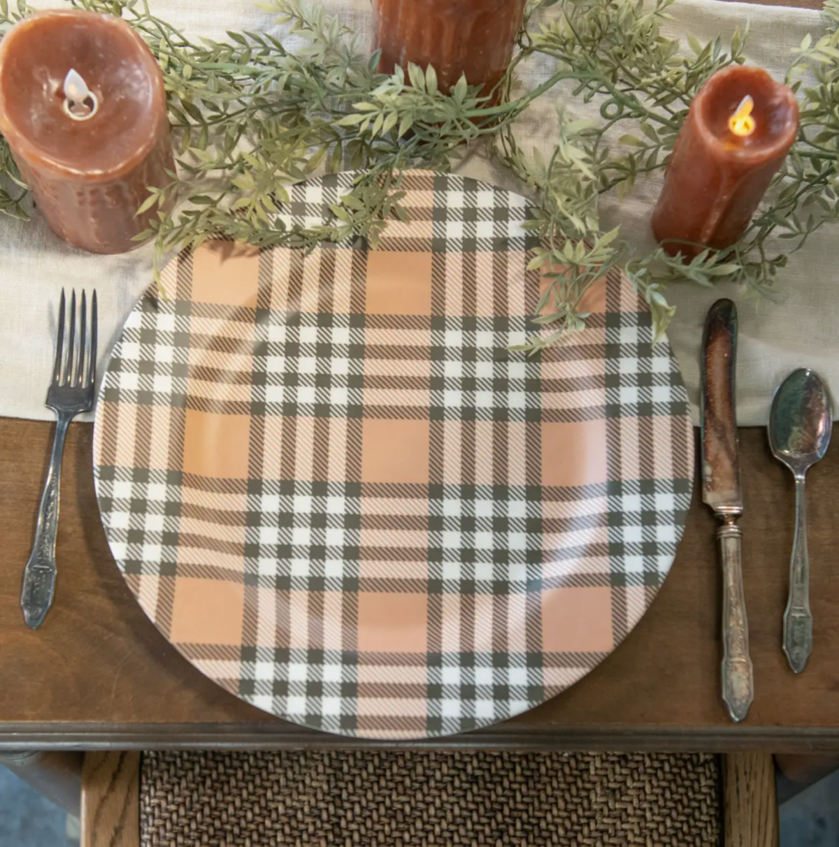 Tan & Green Charger Plate