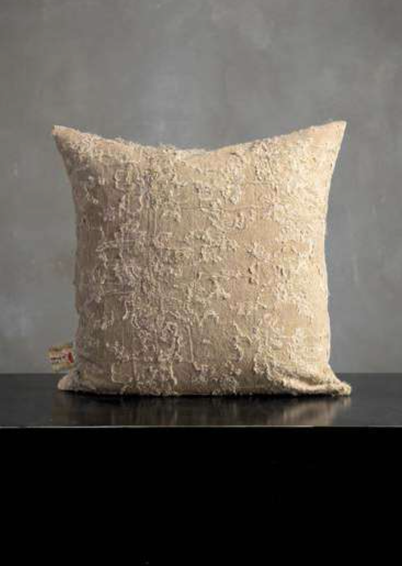 Zosimo Pillow