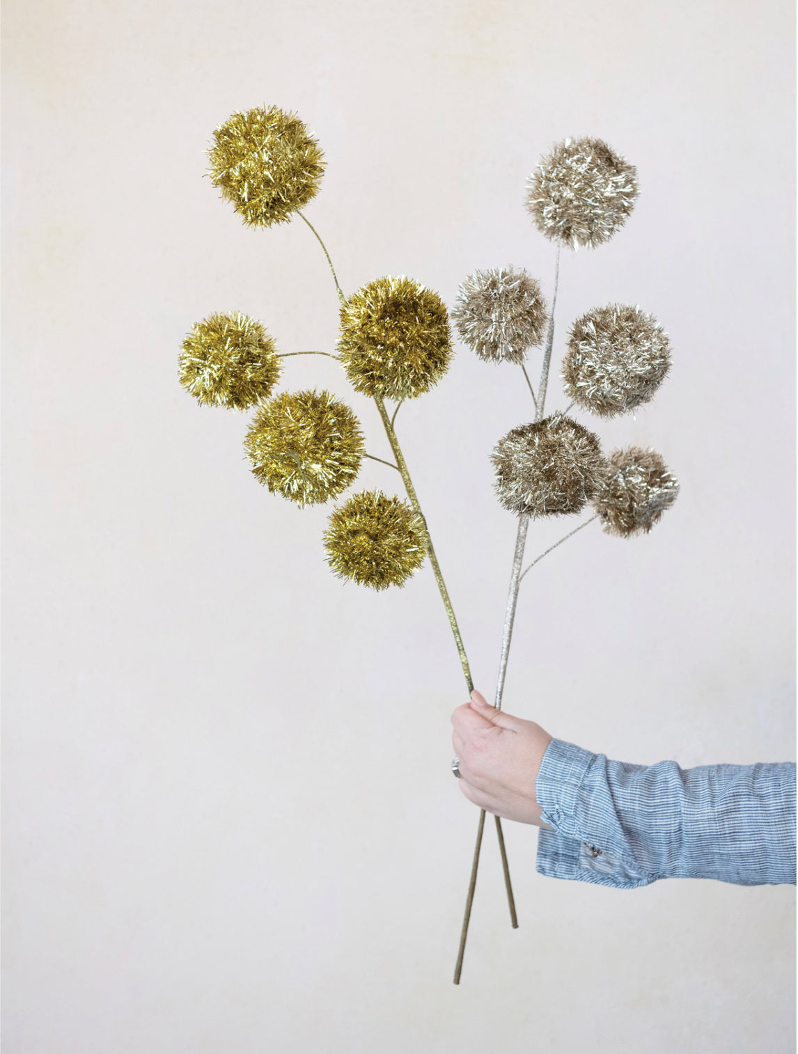 28"H Tinsel Ball Pick