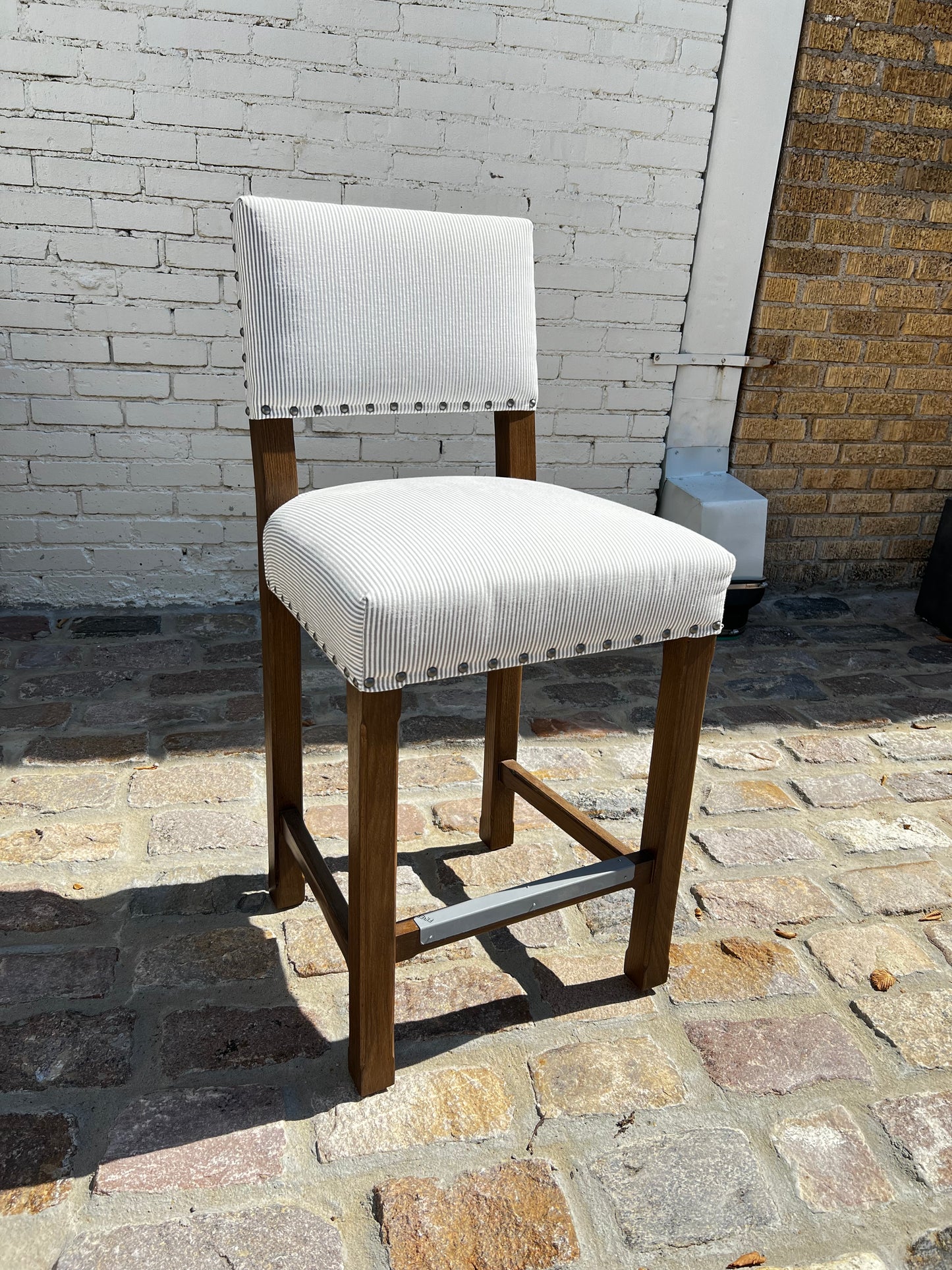 5778-51 Counter Stools