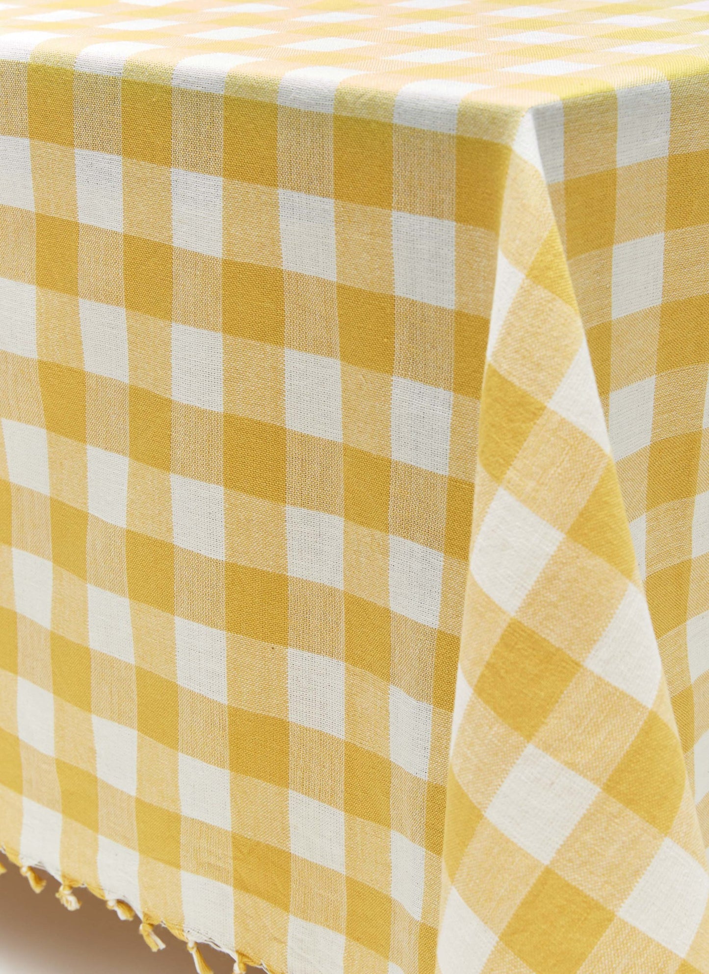 Gingham Woven Tablecloth