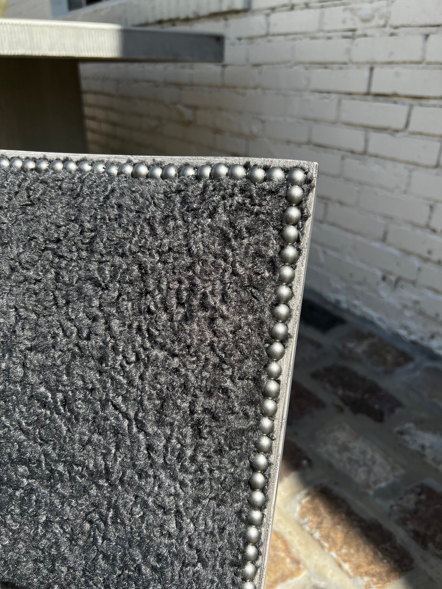 5478-01 Shin Toaster Chair - Sherpa Coal