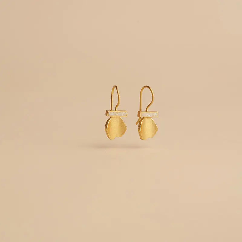 Andriaka Earring