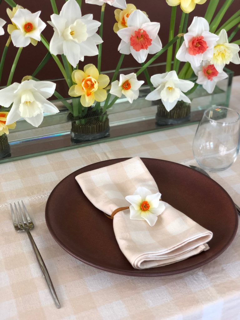 Gingham Woven Tablecloth