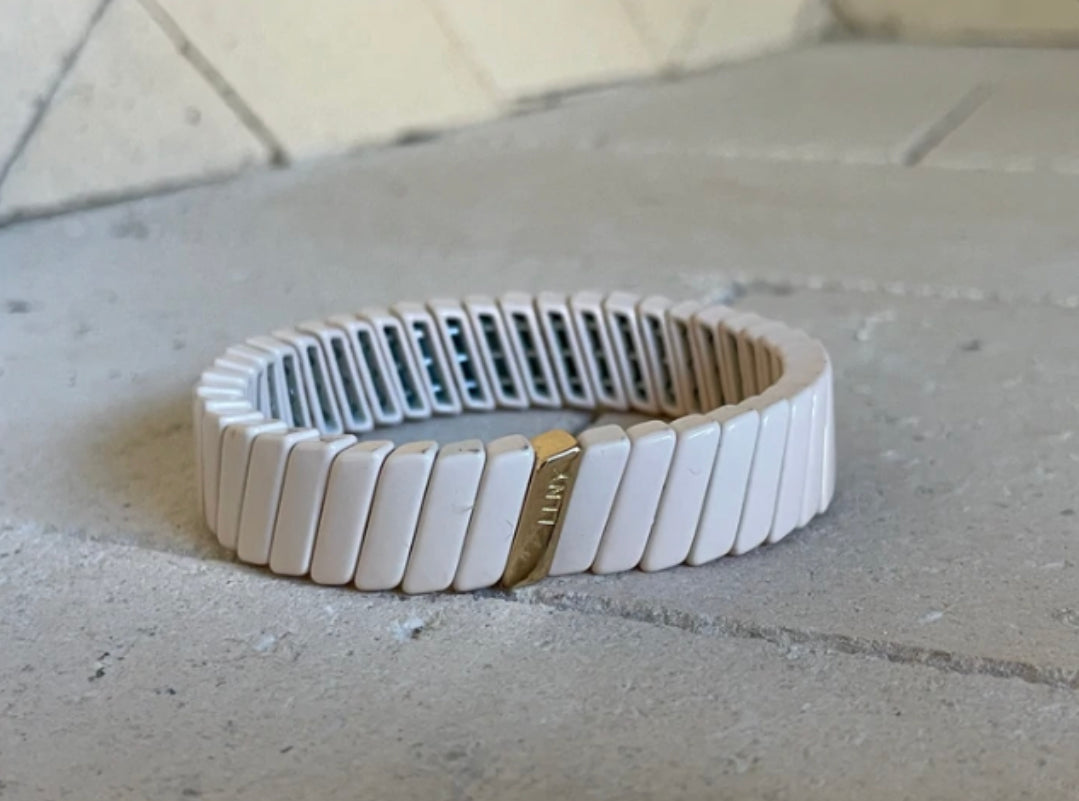 Slanted Thick Ivory Beads Bracelet