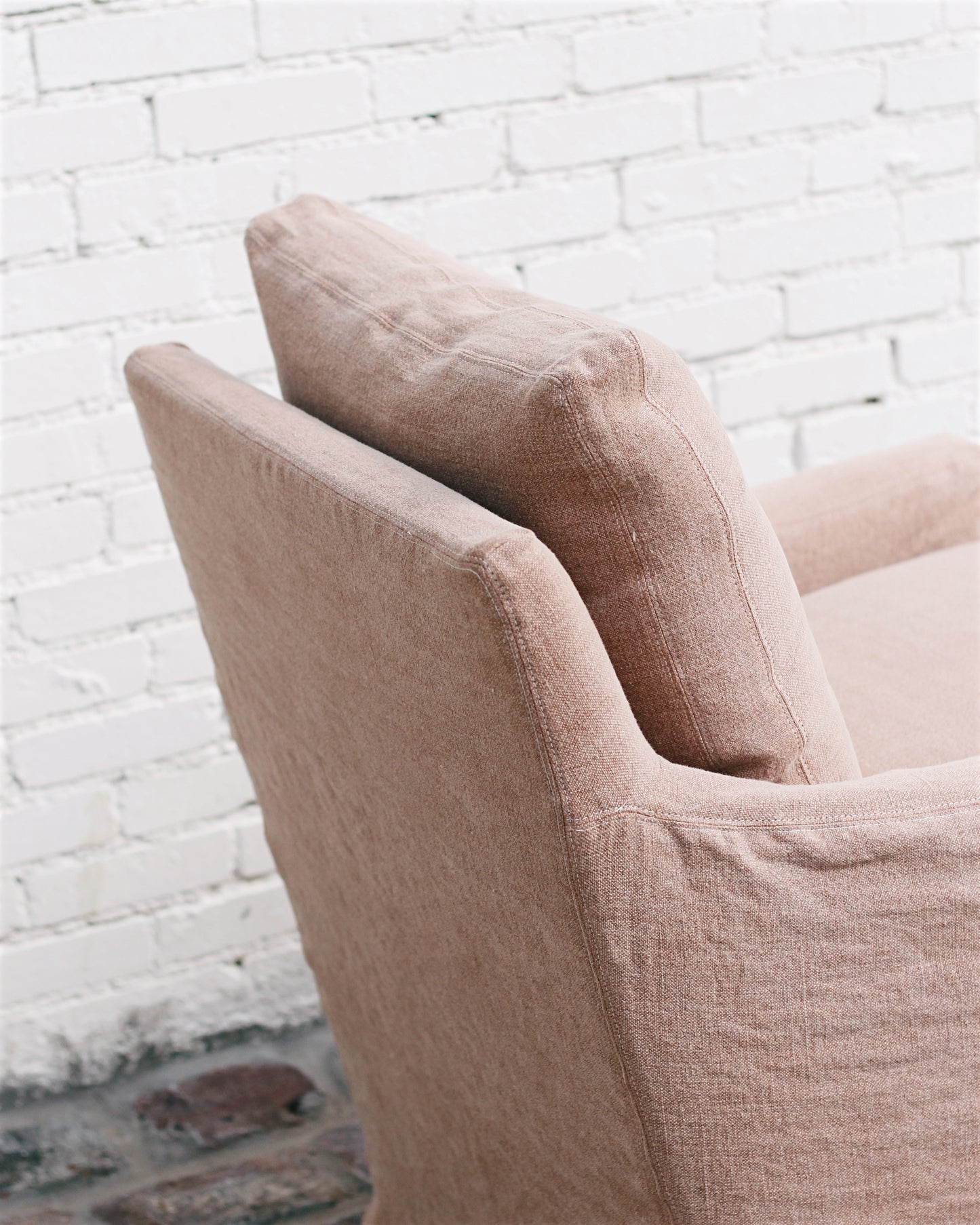 C1296-01SW Slipcovered Swivel Chair