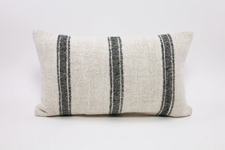 Dalton Pillow