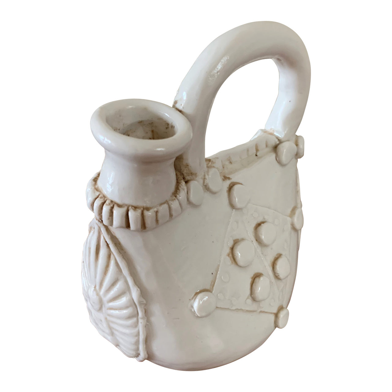 Off white glaze wine pot with tick flowers