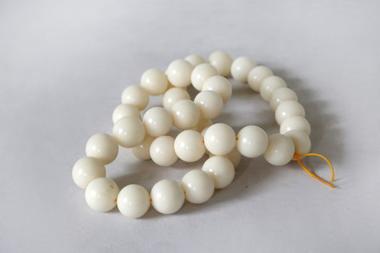 White Bodhi Root Bead