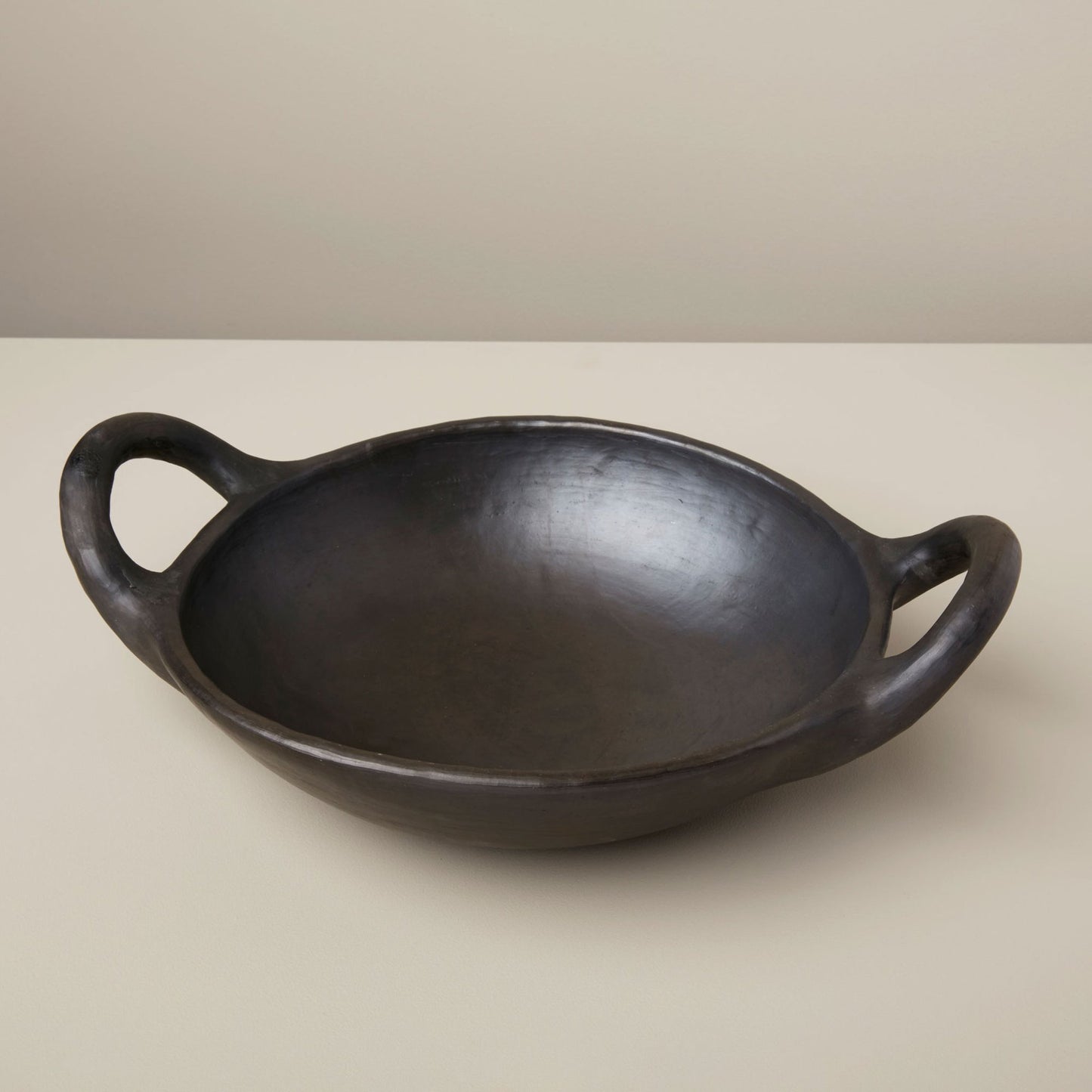 Serpentinite Decorative Bowl with Open Handles