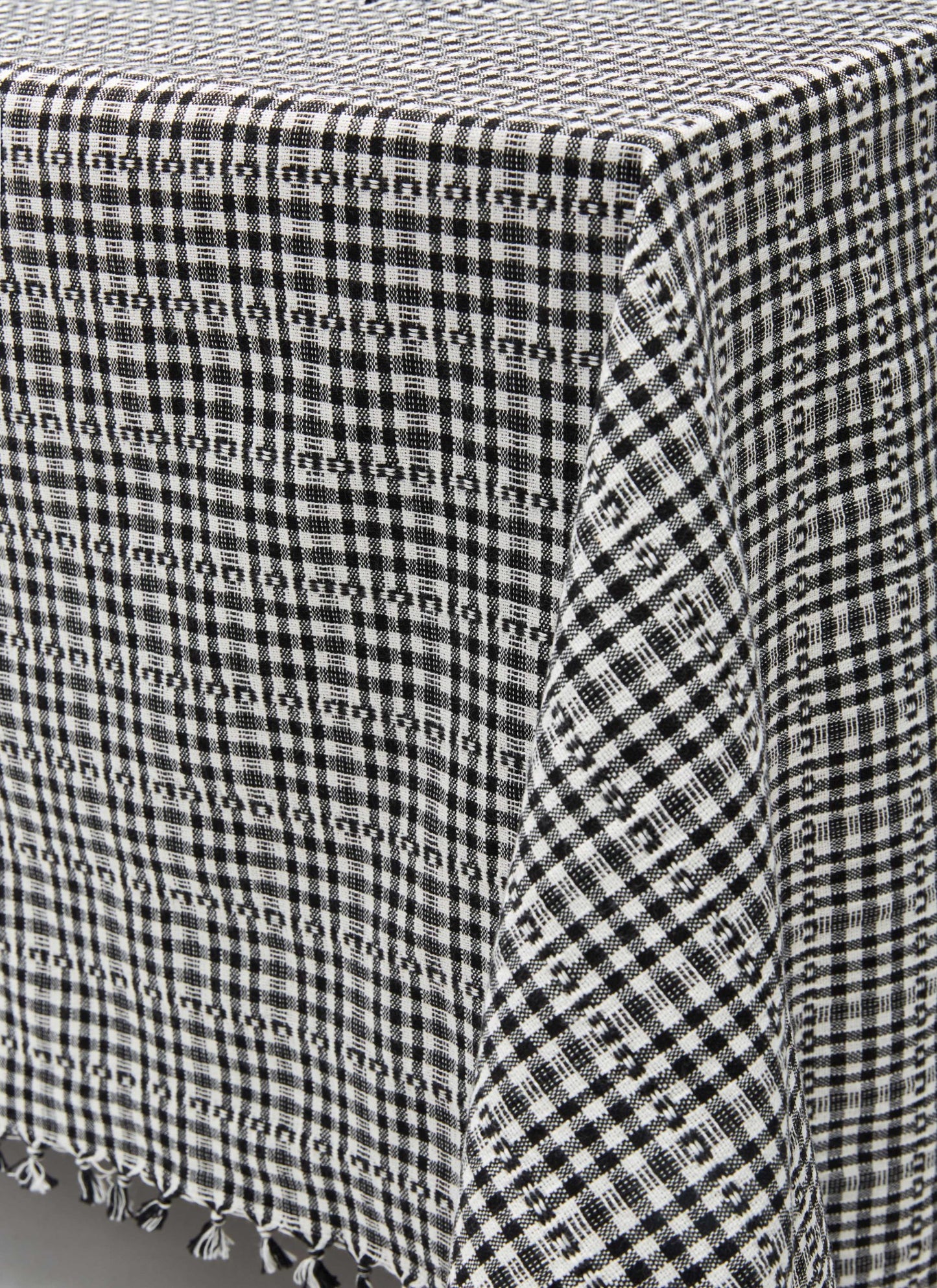 Soho Woven Tablecloth