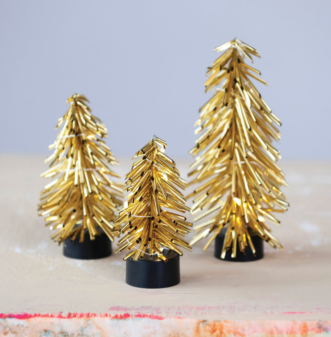 Plastic Tree with 8 LED Lights, Gold Finish