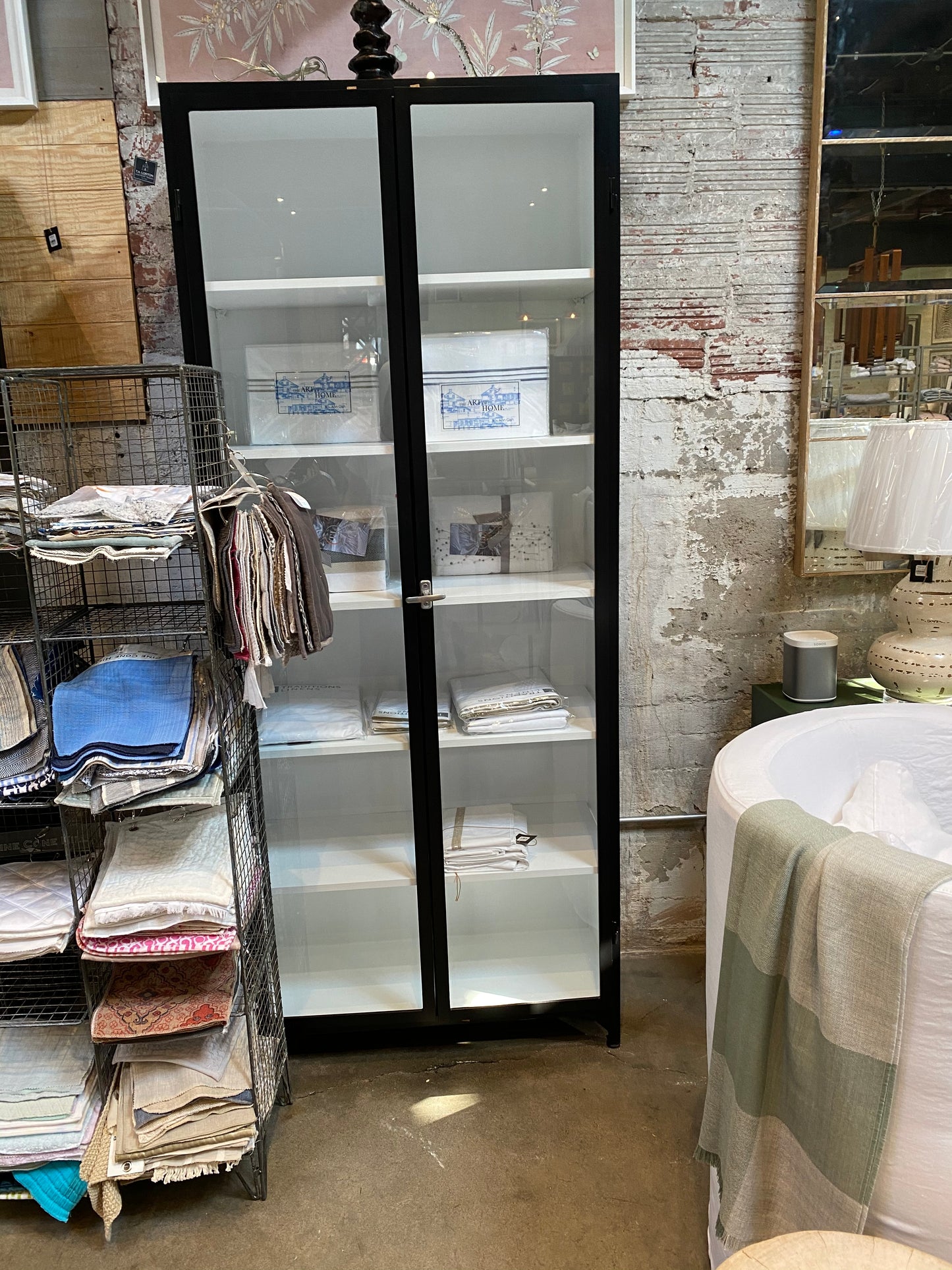 White Vitrine Cabinet
