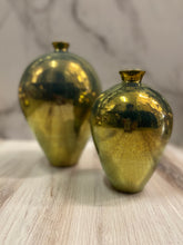 Load image into Gallery viewer, Shiny Blue-Gold Vases
