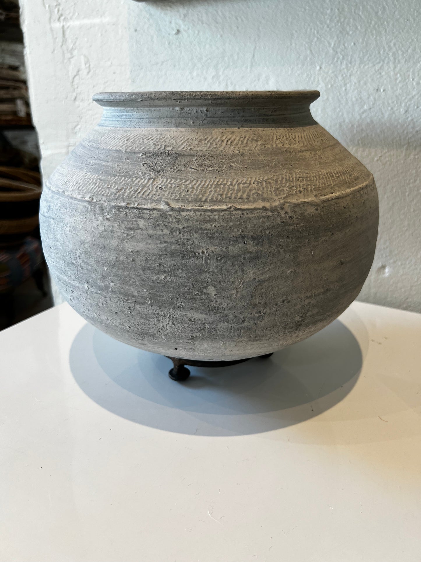 Clay Pot with Stand