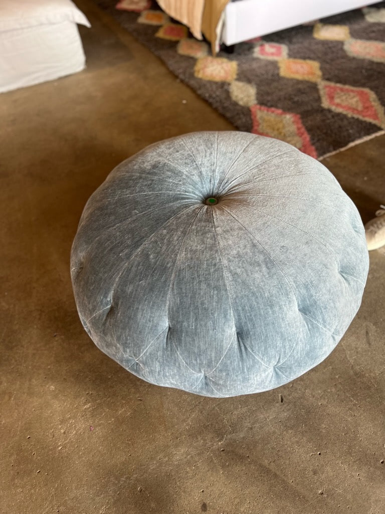 Pouf 43" - JD Velluto Cloud