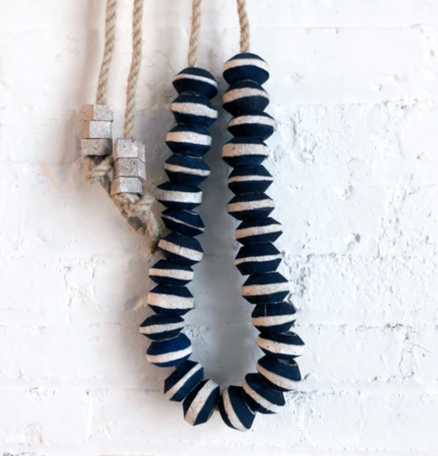 Garland 27: Indigo