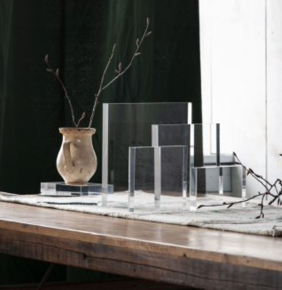 Lucite Gallery Pad
