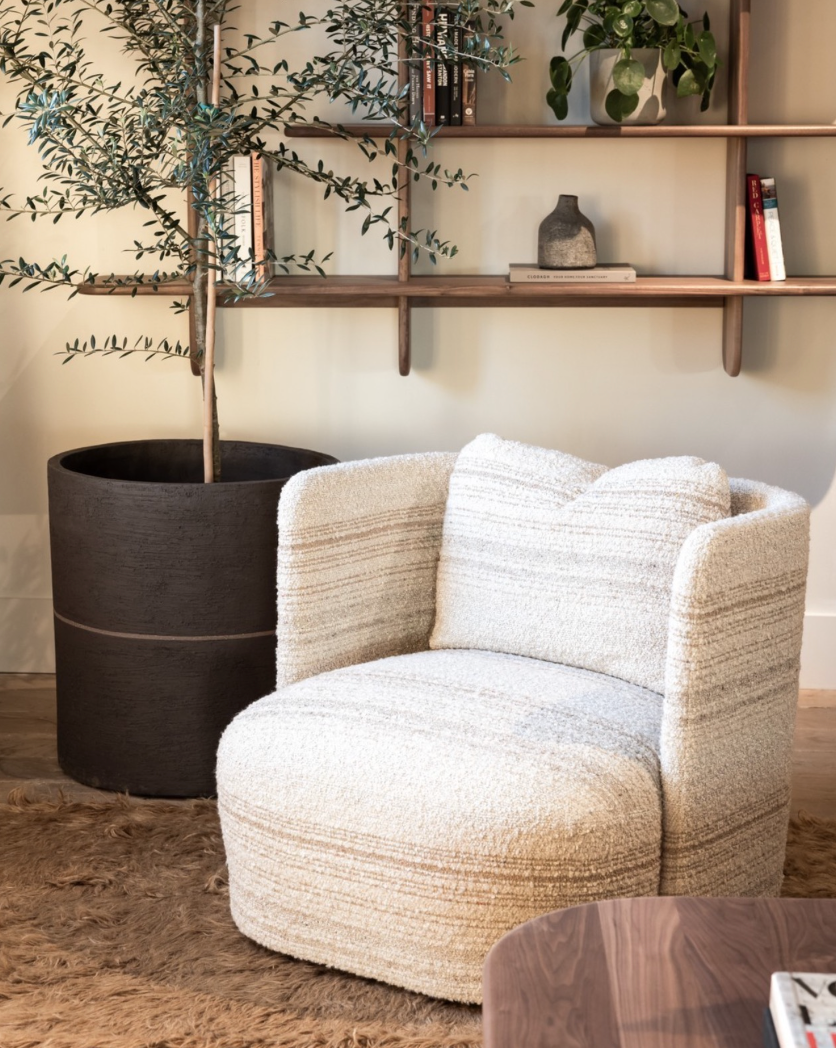 Hudson Swivel Club Chair