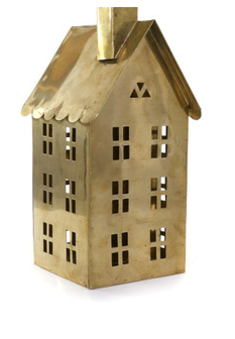Scallop Roof House