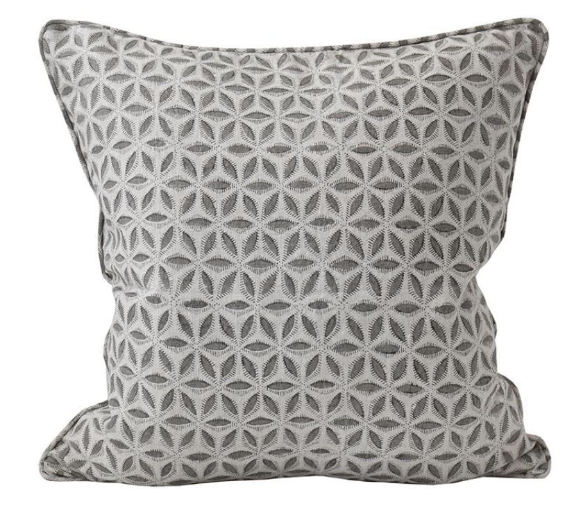 Hanami Pillow