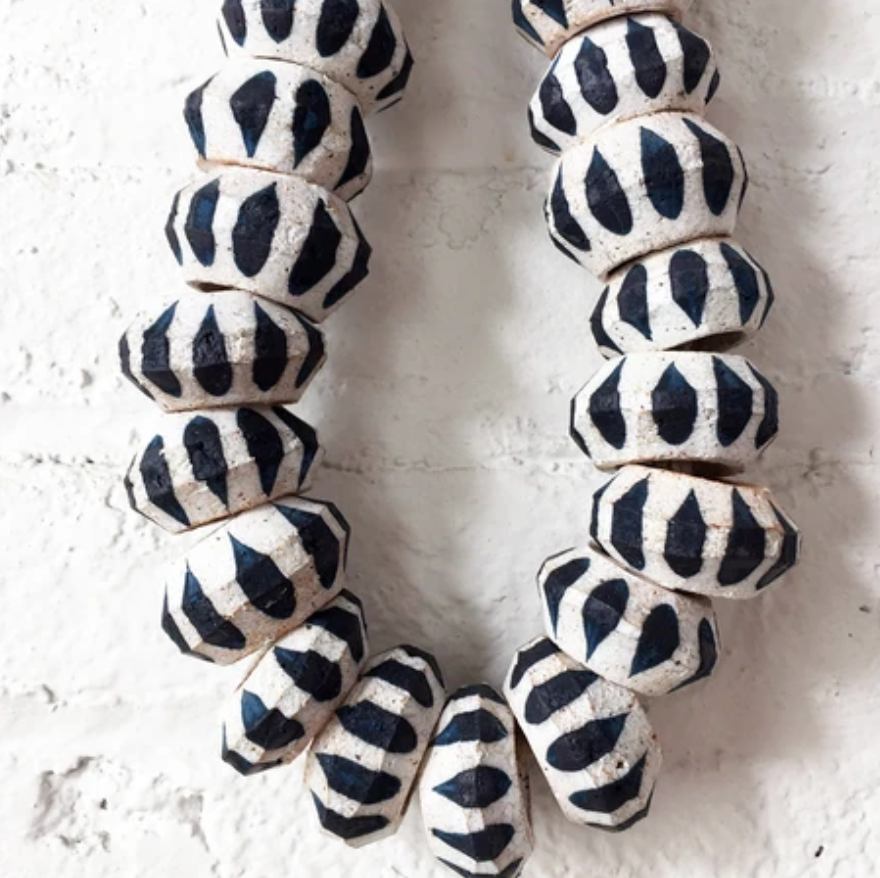 Garland 27: Indigo