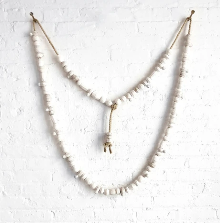 Garland: Africa Plain