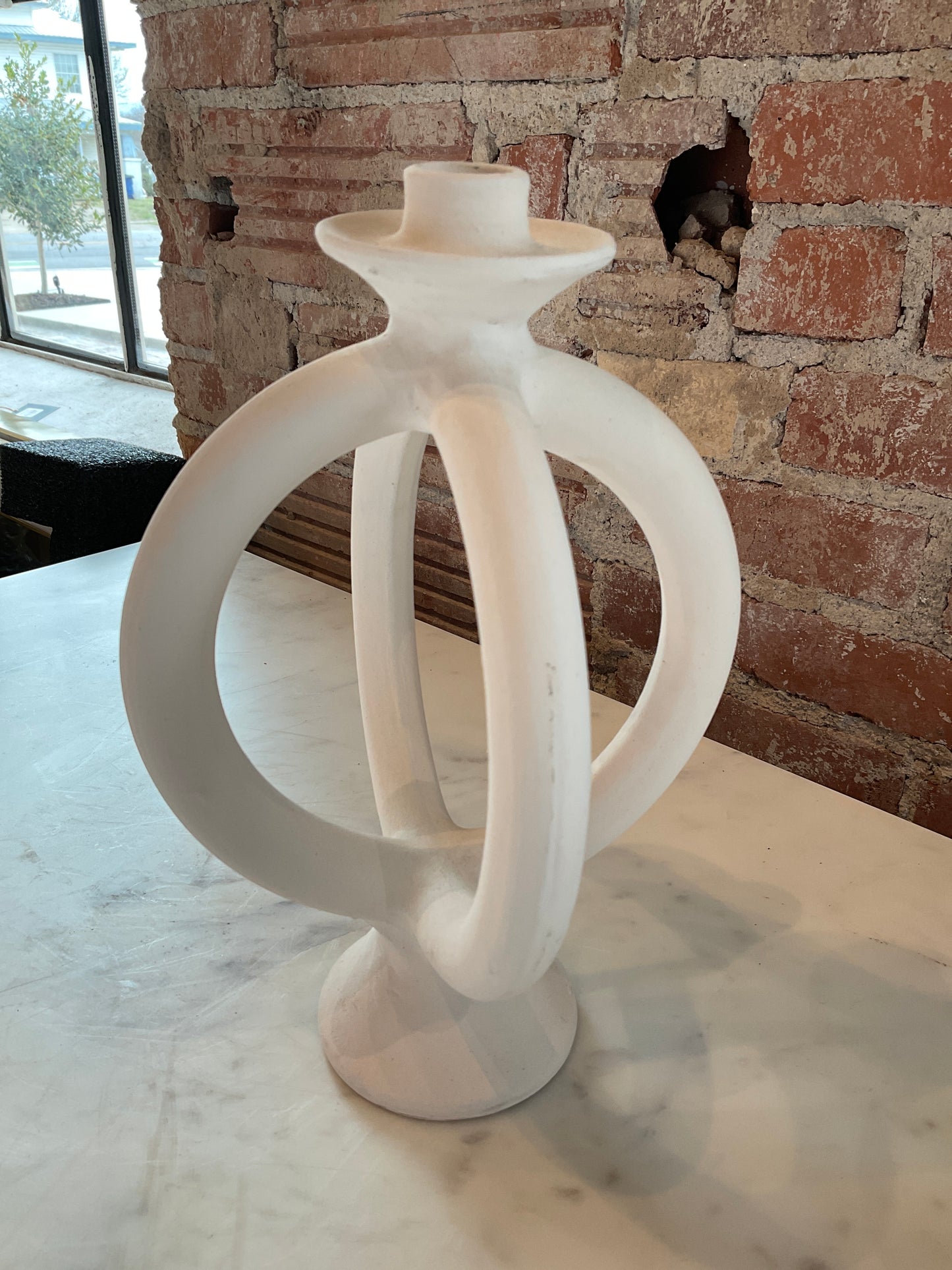 Medium Double O Chandleholder