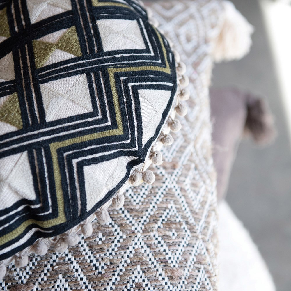 Diamond Pattern Lumbar Pillow