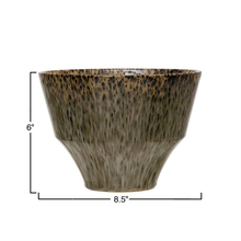 Load image into Gallery viewer, Stoneware Planter Reactive Glaze
