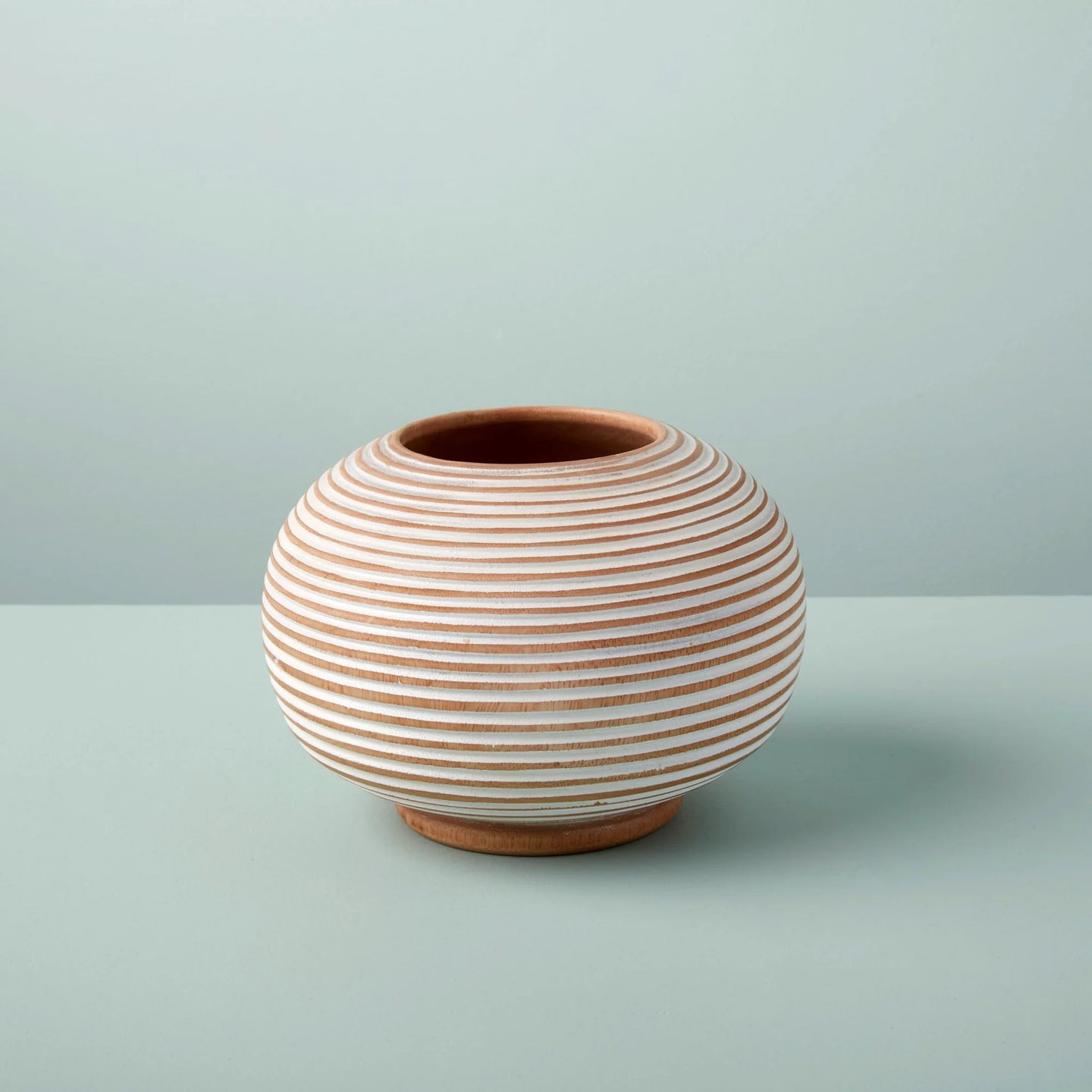 White Striped Kiln Mango Wood Vase