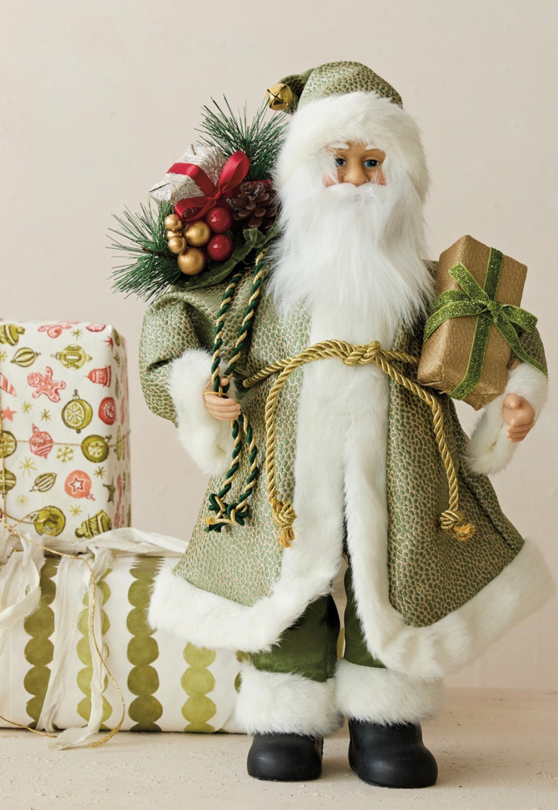 Fur Santa with Bouquet & Gift
