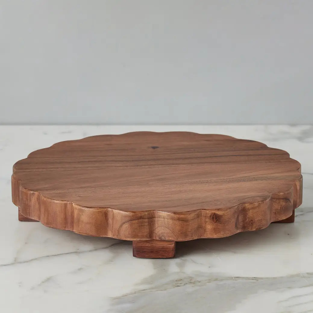 Round Footed Scalloped Board