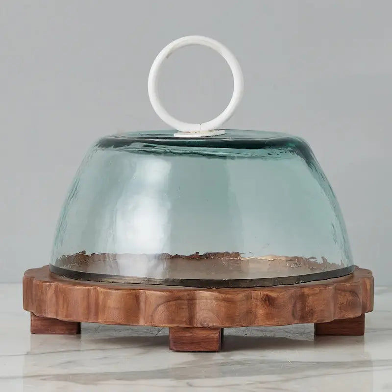 Round Footed Scalloped Board