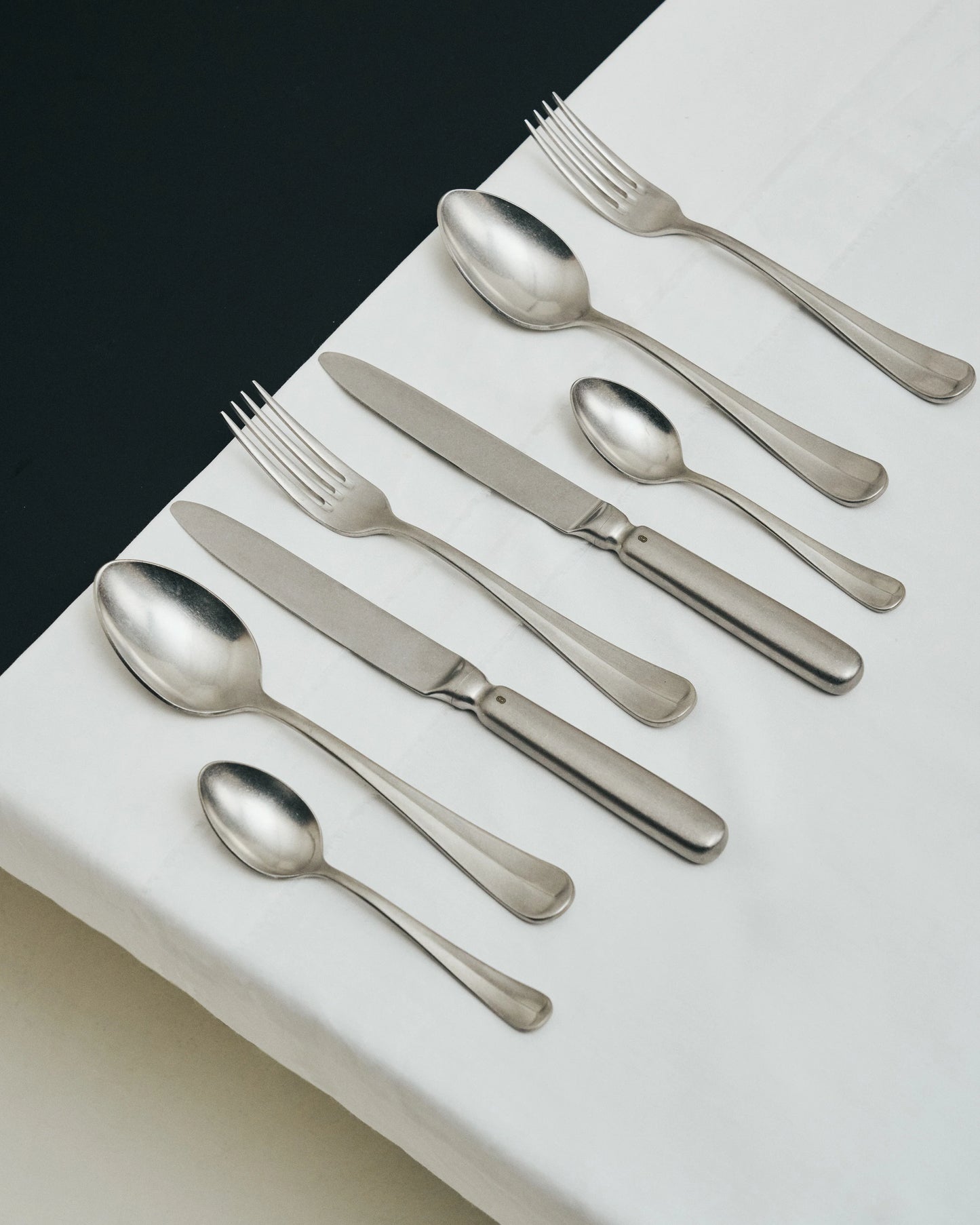 Cutlery Set of 24