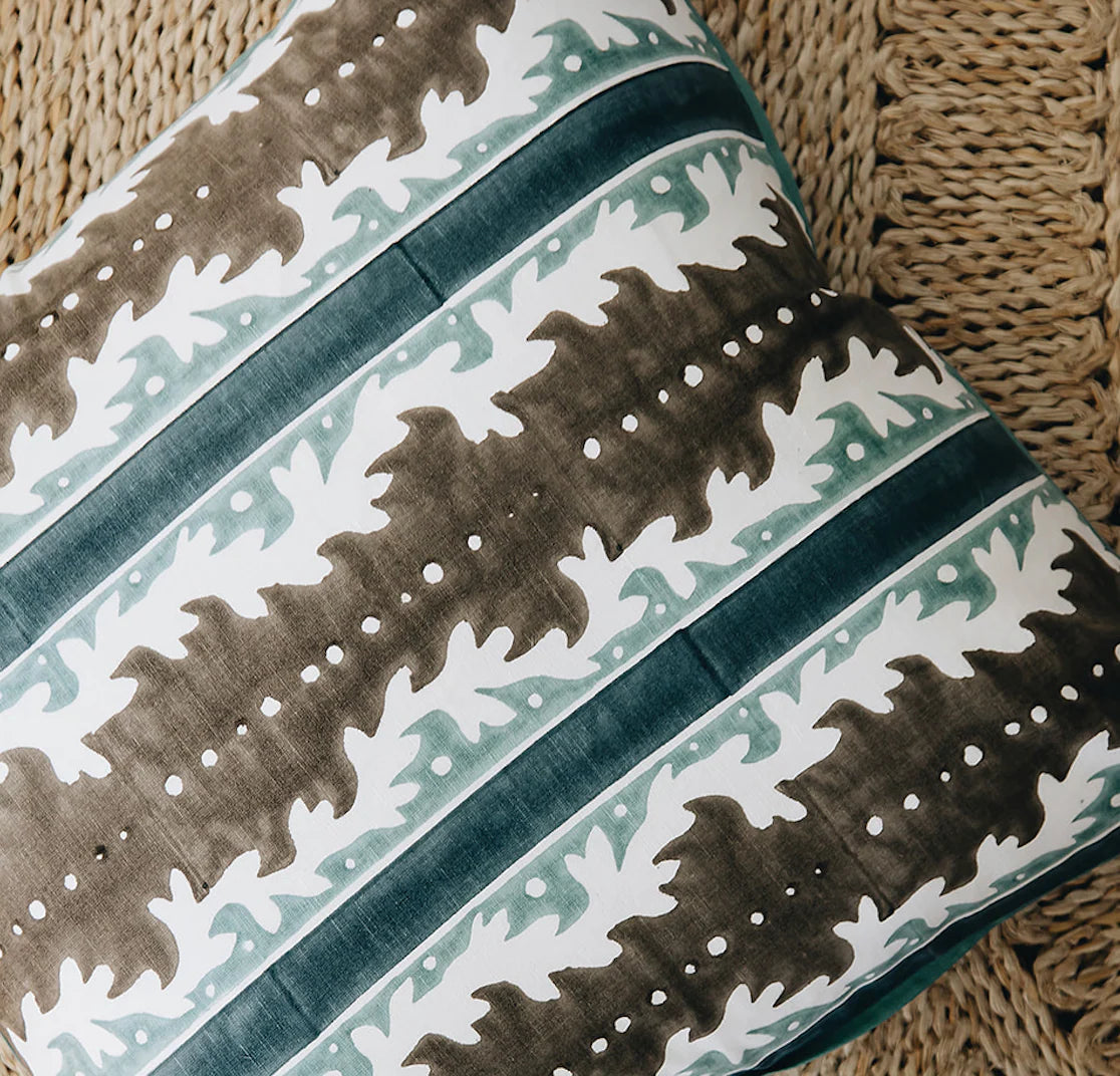 Gustavia Pillow 22 x 22