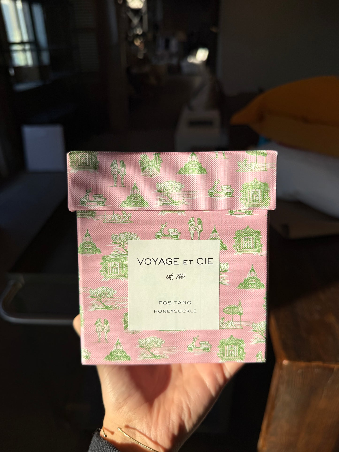 Positano Honeysuckle Cande