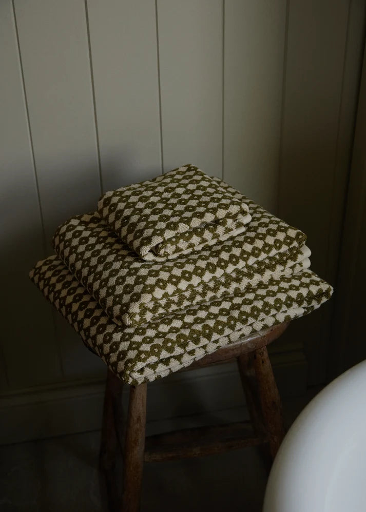 Hanna Towels