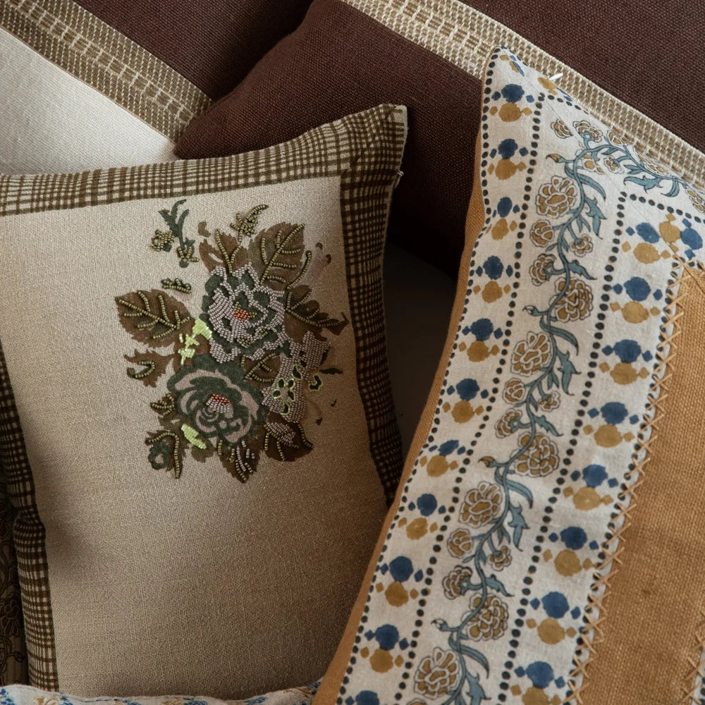Santanyl Pillow